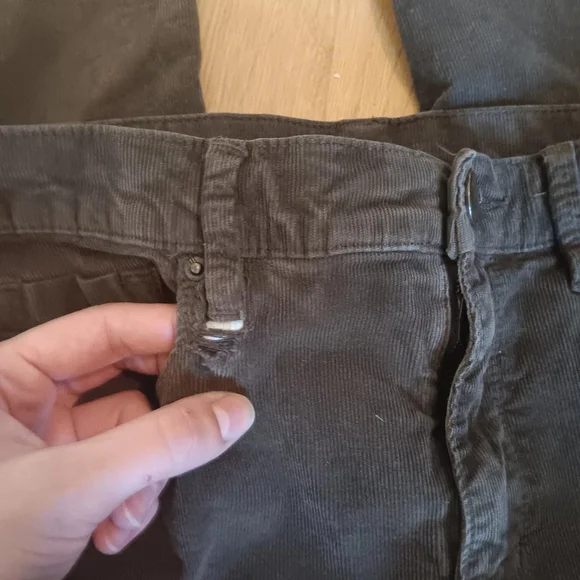 Olive green cords - Picture 10 of 10